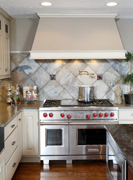 Example of a transitional kitchen design in Indianapolis