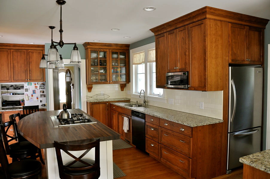 Inspiration for a transitional kitchen remodel in Grand Rapids
