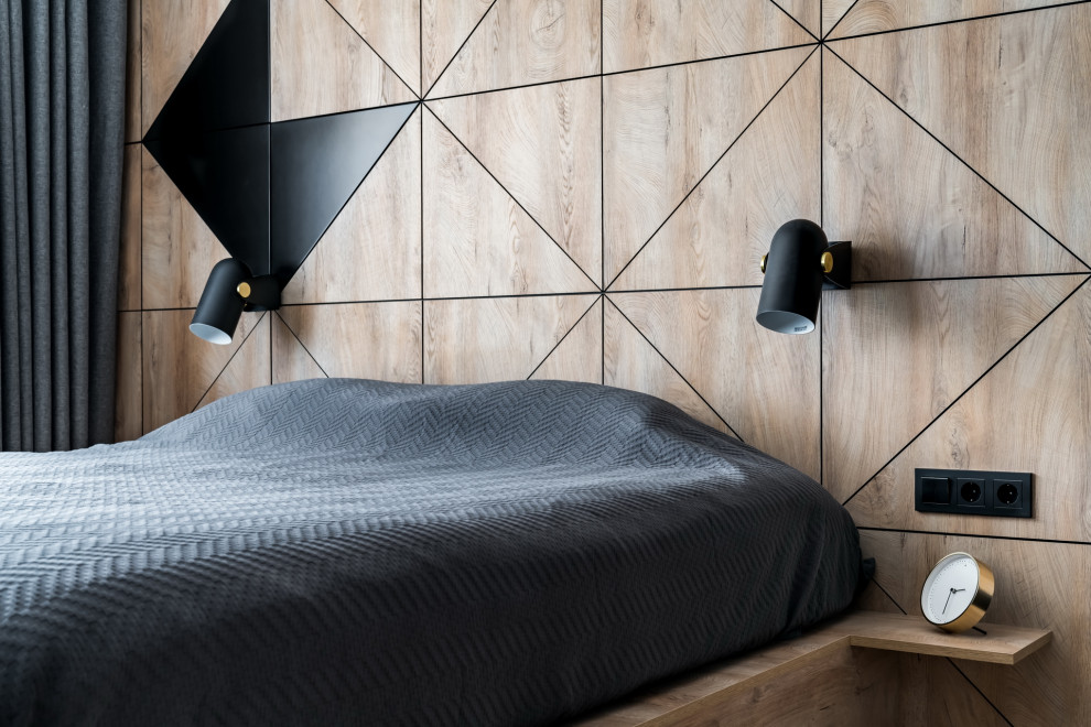 Bedroom - small contemporary bedroom idea in Moscow