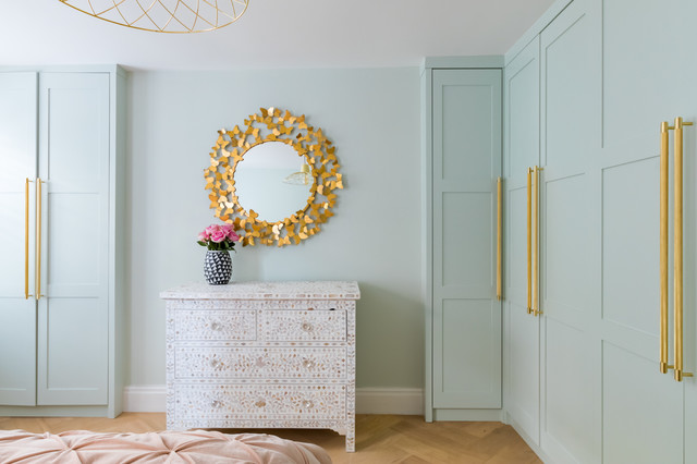 Islington Flat contemporary-bedroom