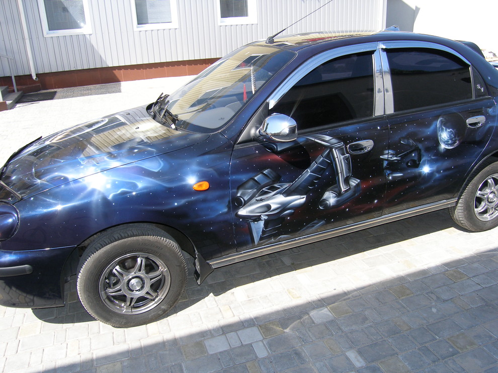 Аэрография на авто.