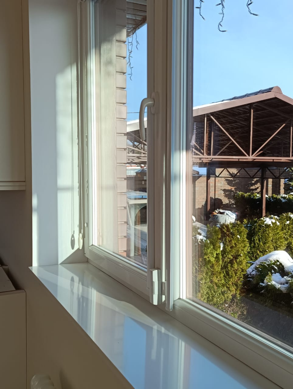 ПОдоконники д. Зверево