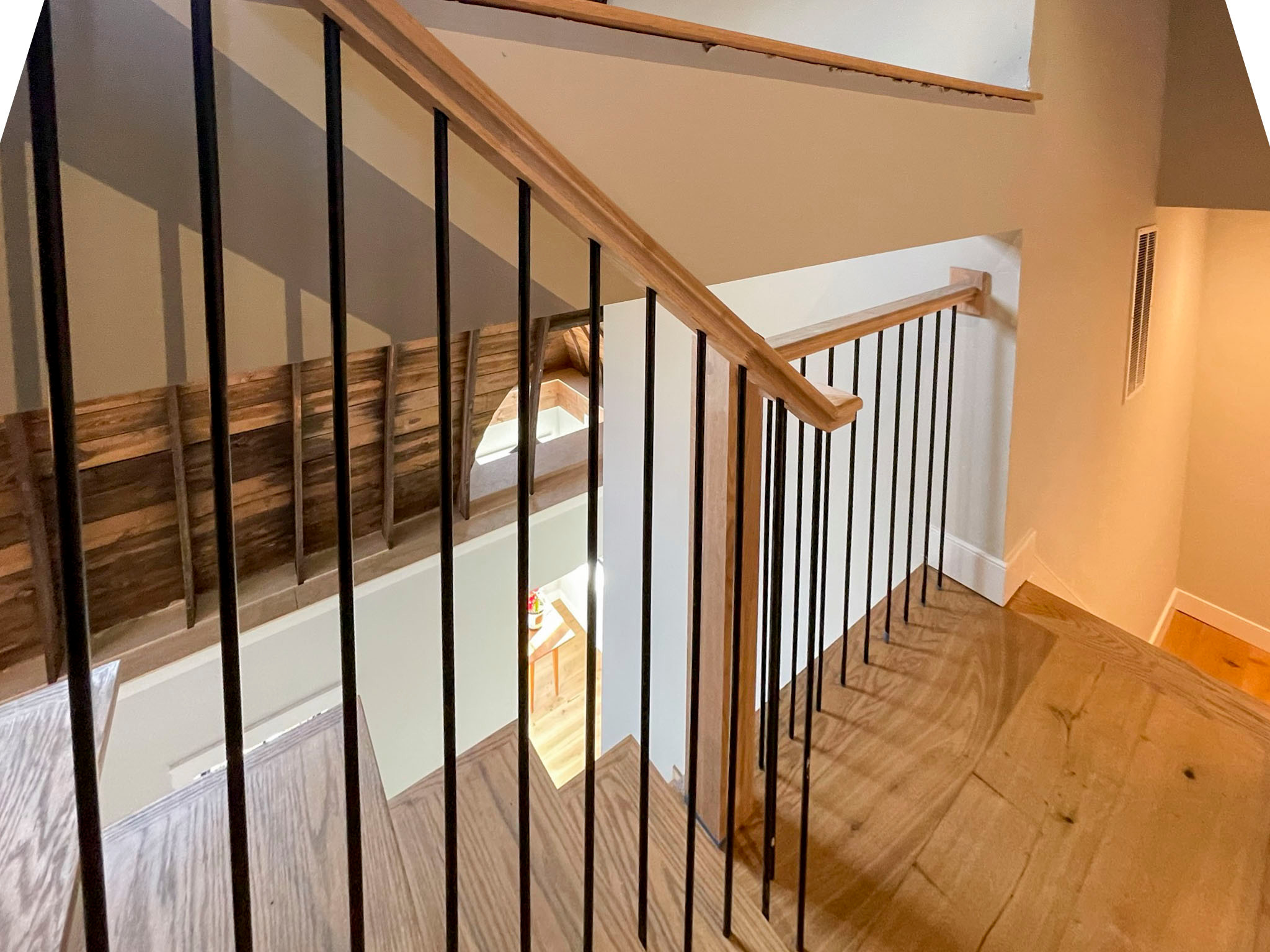 102_Straight-Freestanding Stairs/Landing in Barn Style Home, Leesburg VA 20175