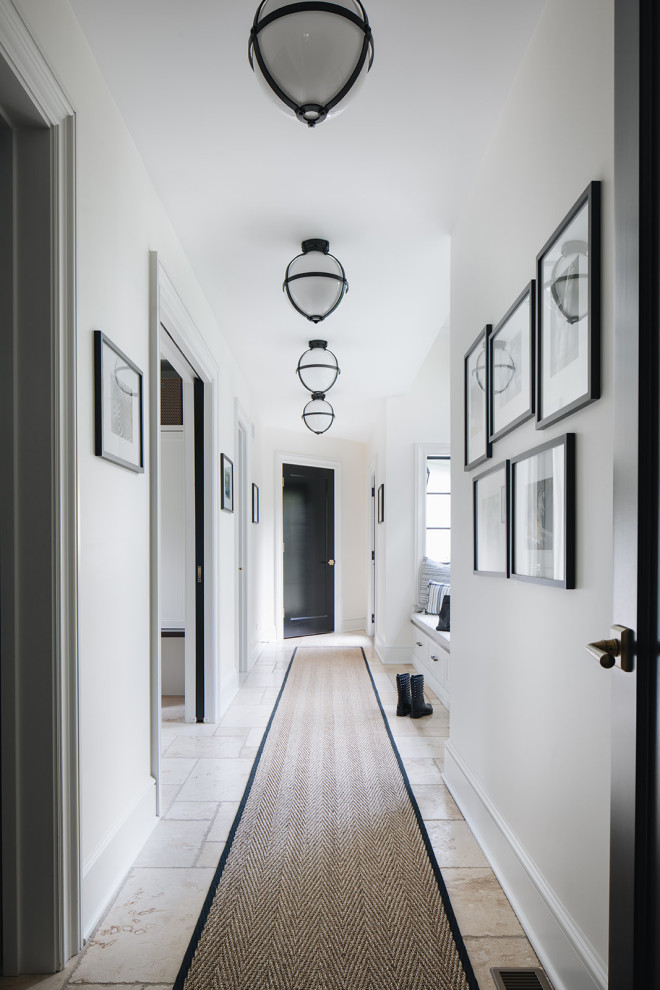 This is an example of a transitional hallway in Chicago.