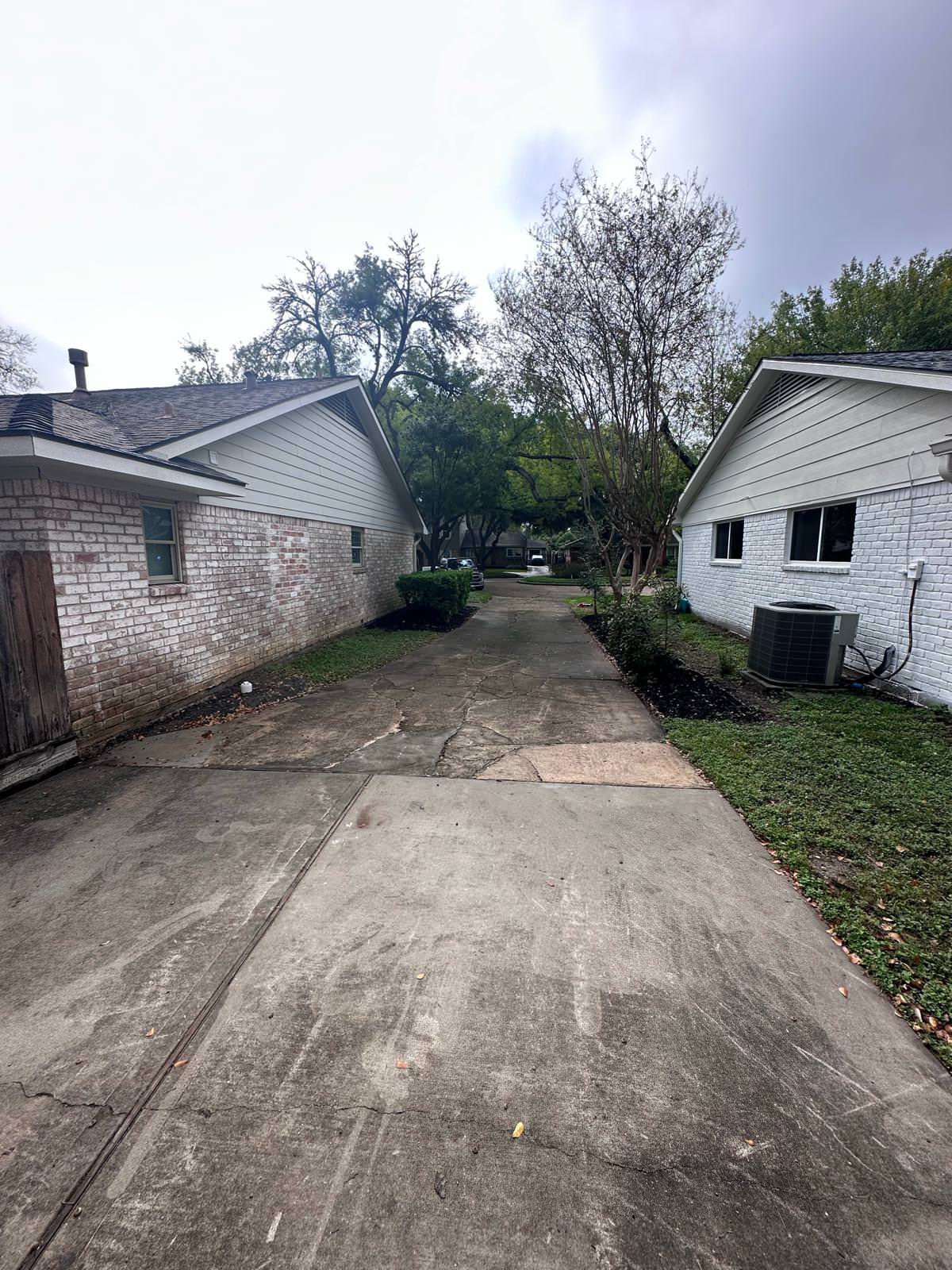 New driveway with sidewalks and stamped concrete!