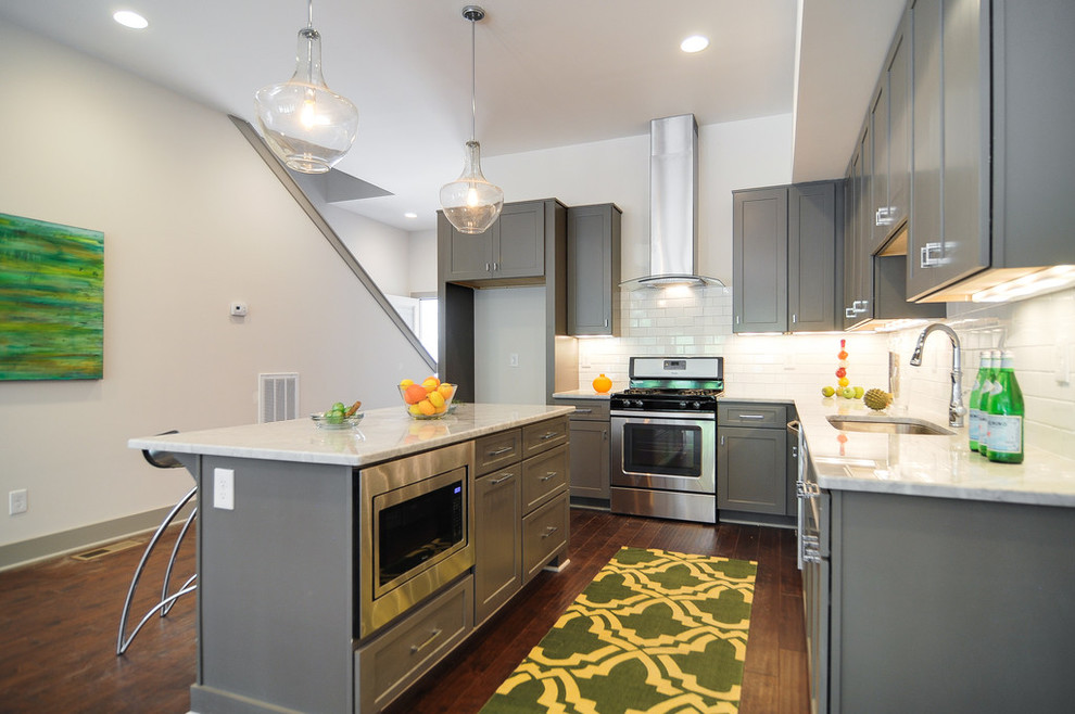 Inspiration for a transitional kitchen remodel in Nashville