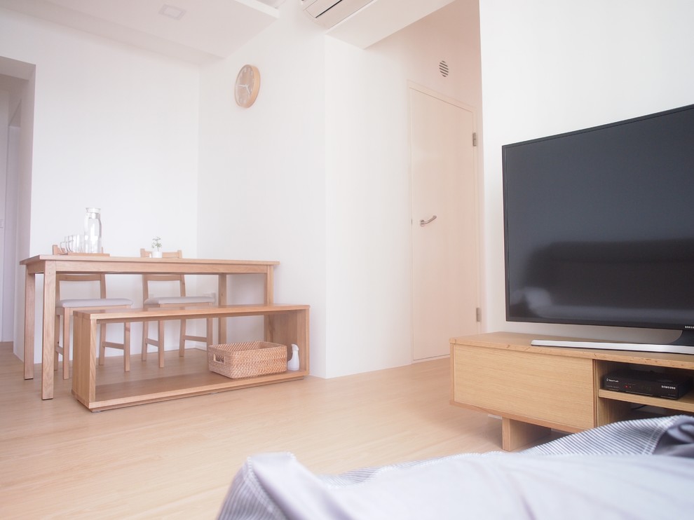 Photo of a Scandinavian living room in Singapore.