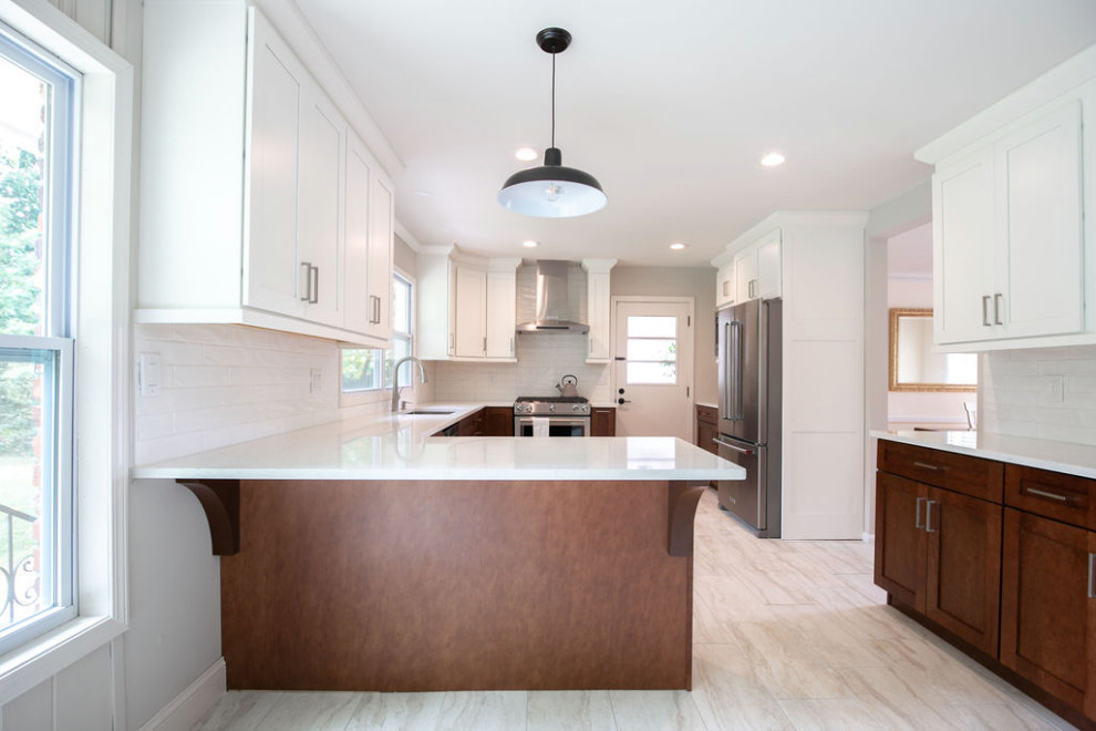 Inspiration for a transitional kitchen remodel in Atlanta