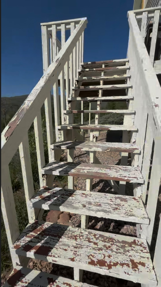 OAKLEY BACK DECK & STAIRS-Before demo