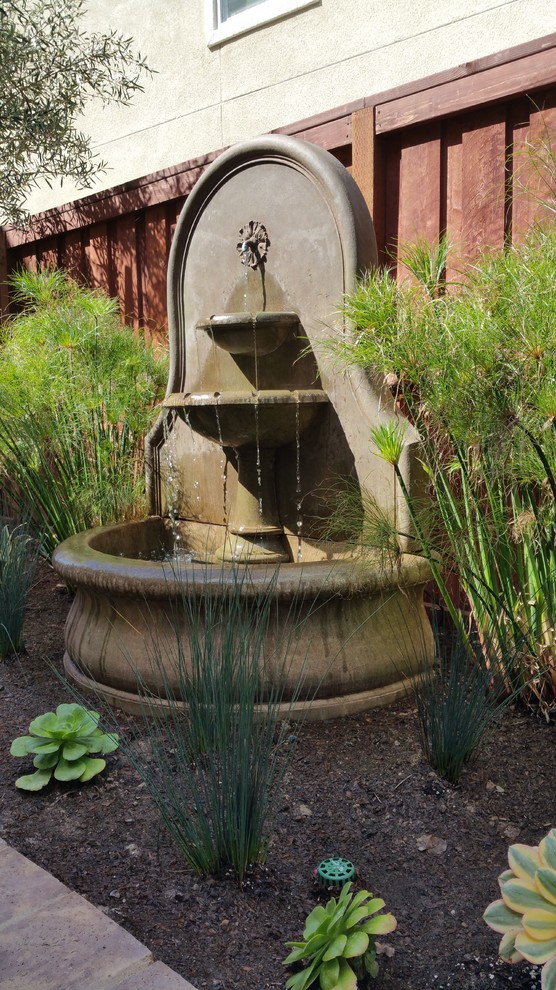 Spanish courtyard and kitchen garden