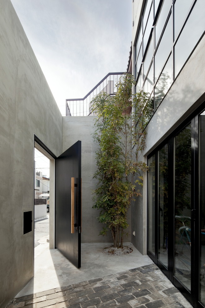 Design ideas for an industrial entryway in Tokyo.