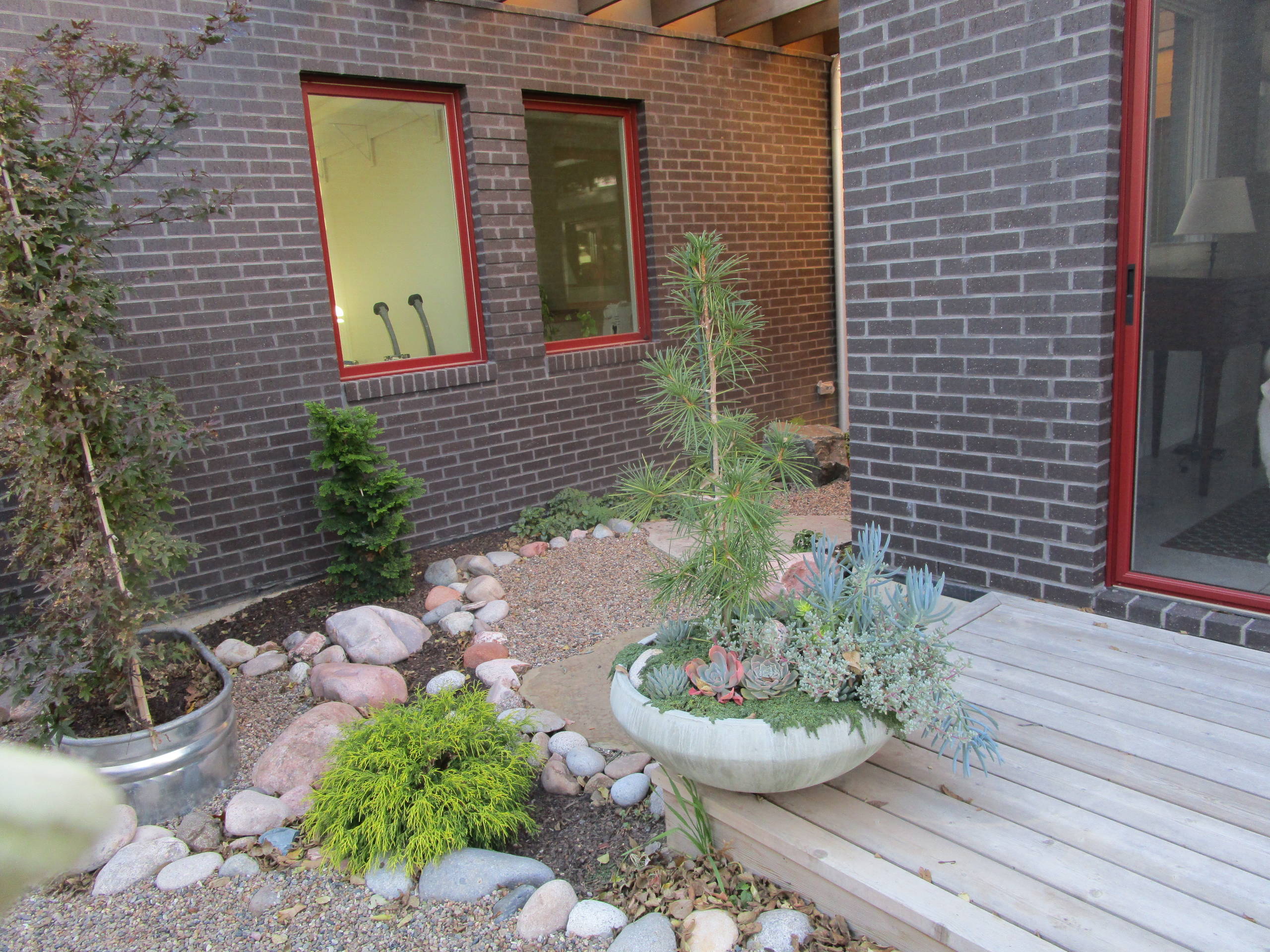 Westwood Contemporary Home Landscape