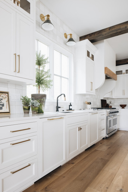 Kitchen beach-style-kitchen