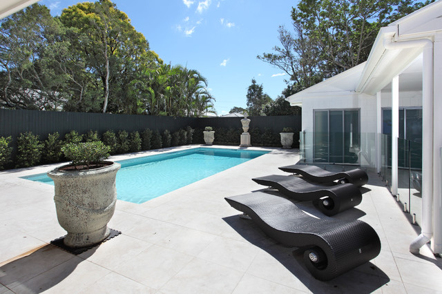 Contemporary Pool contemporary-pool