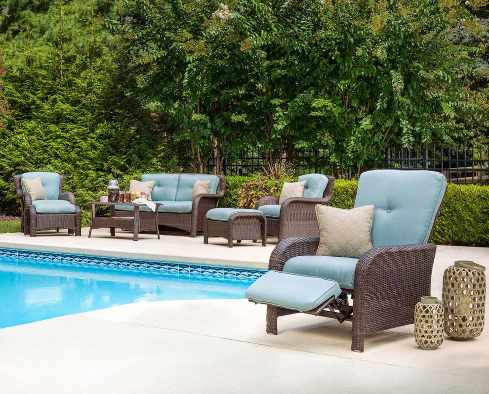 Transitional backyard home design photo