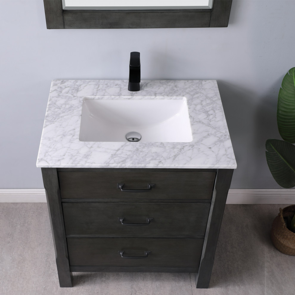 Exemple d'une petite salle de bain tendance avec un plan de toilette en marbre et meuble simple vasque.