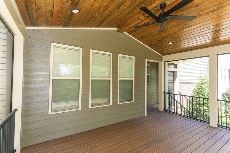 Jefferson Screened in Deck