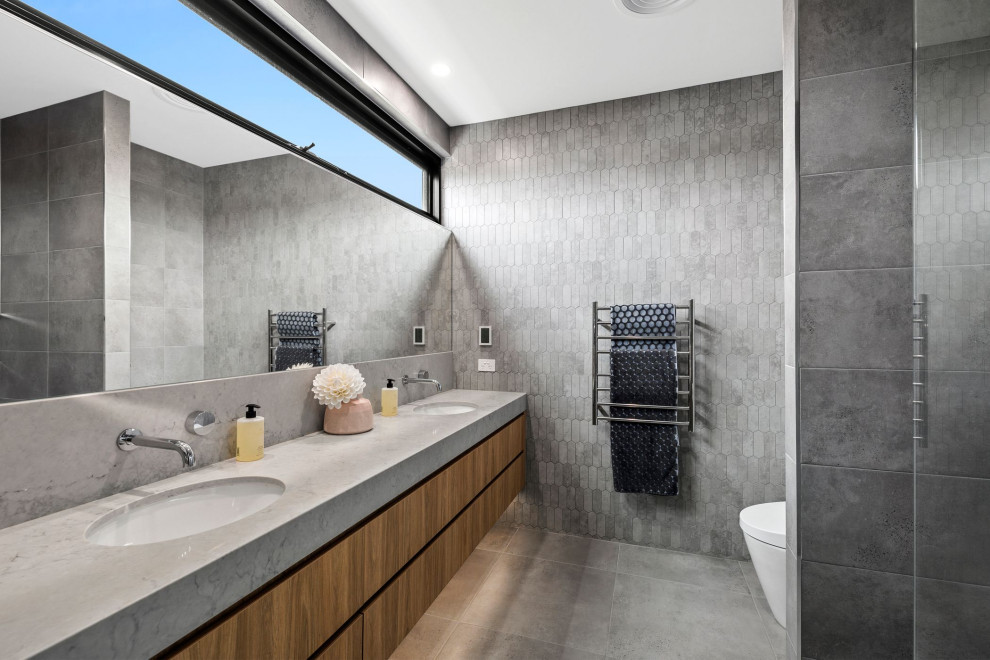 Ensuite Contemporary Bathroom Geelong by Kylie Sargent Houzz