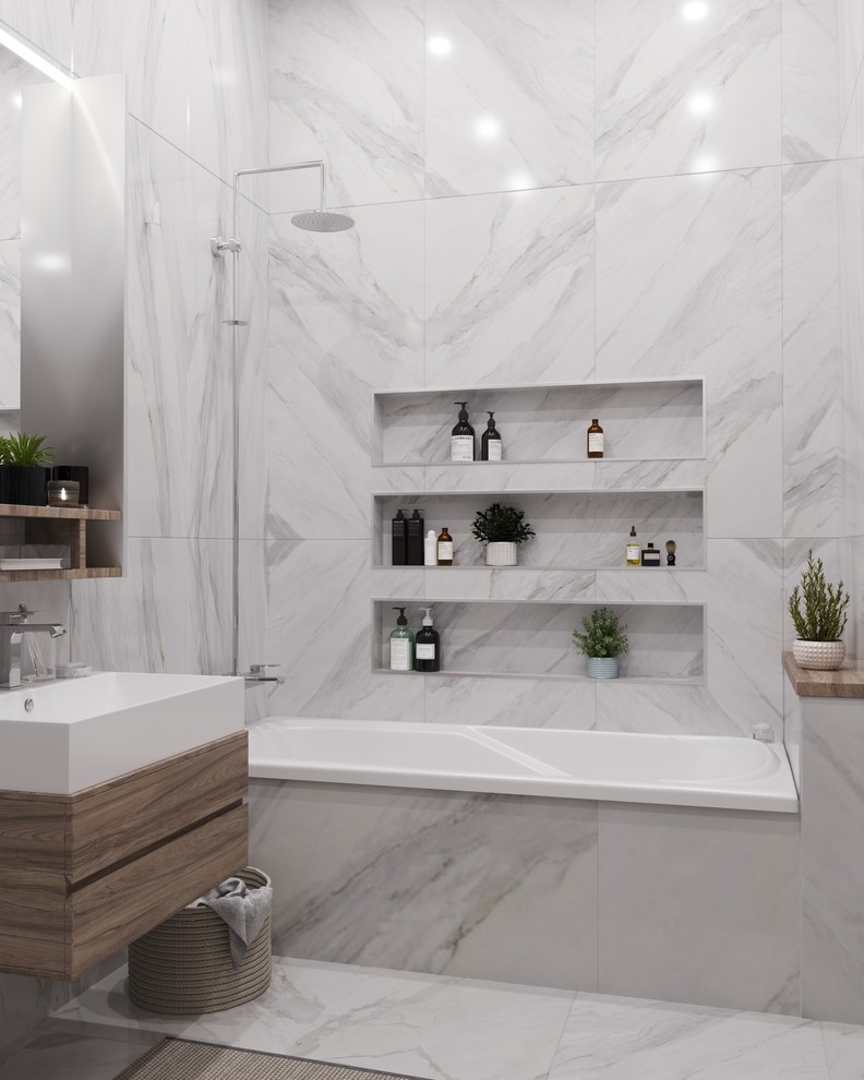 Квартира с тремя спальнями,  площадью 144 м 2