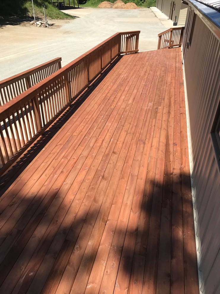 Deck - large side yard deck idea