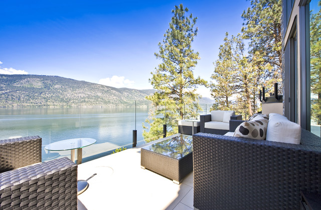 Main Deck modern-balkon