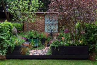 6 Small-Garden Ideas From the 2025 Chelsea Flower Show (6 photos)