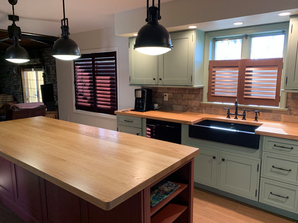 "S" Custom Kitchen