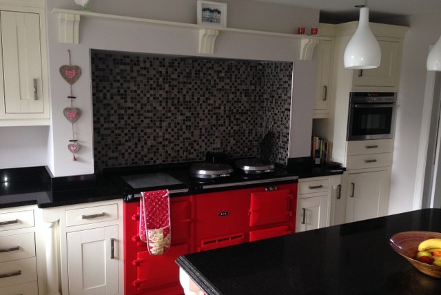 Mr & Mrs H traditional-kitchen