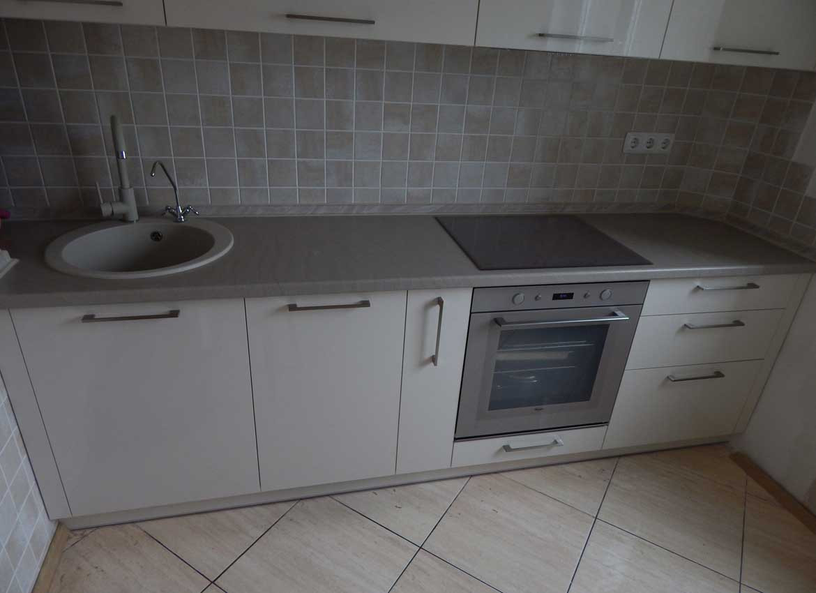 Кухни с фасадами из пластика