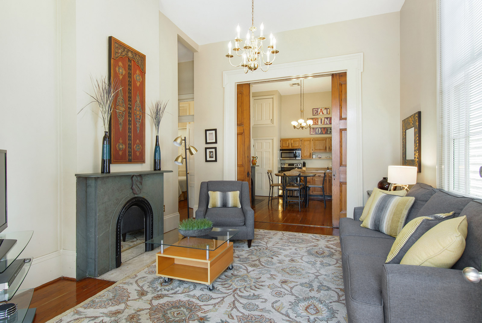 Laurel Street Furnished Rental
