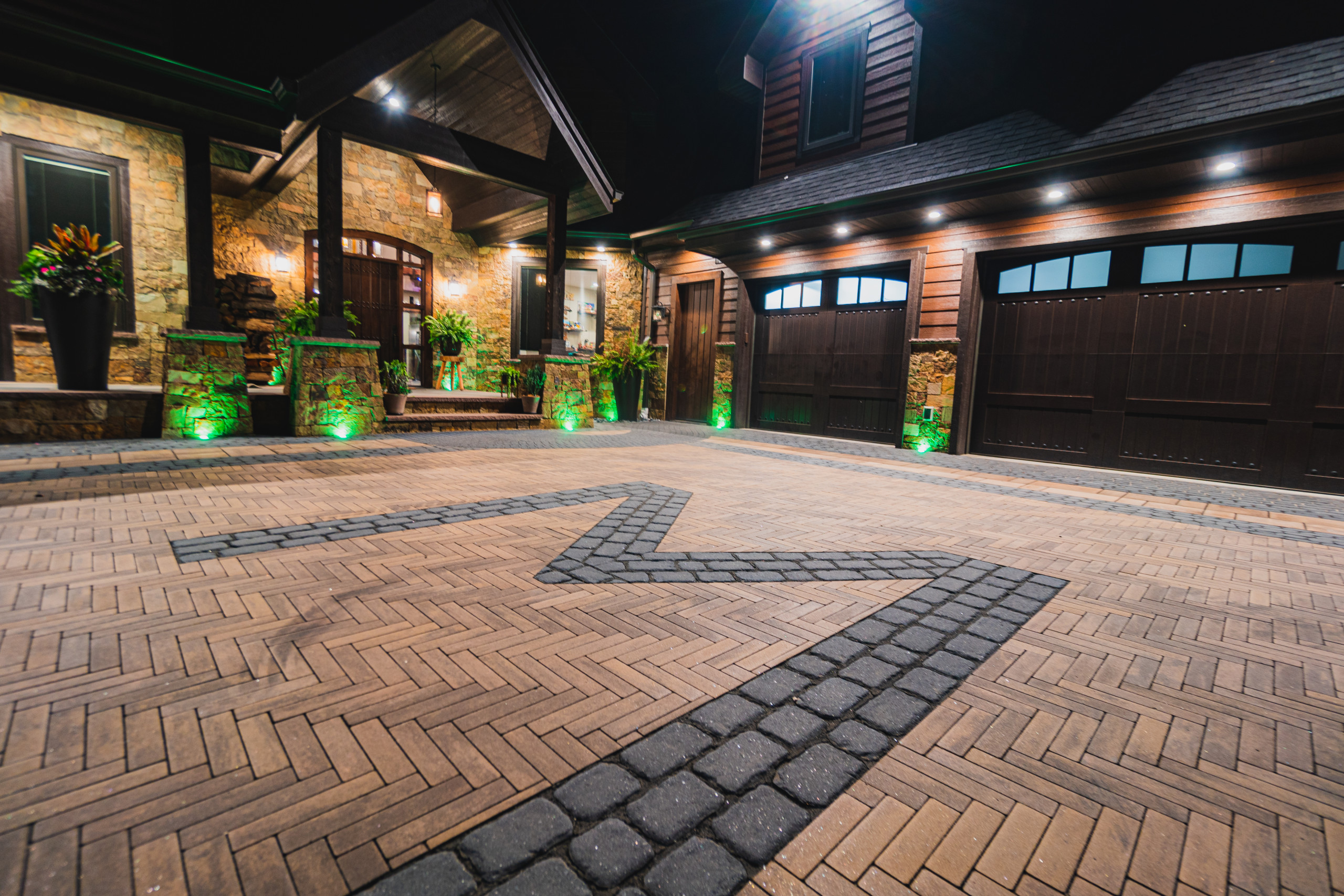Award Winning Driveway Courtyard