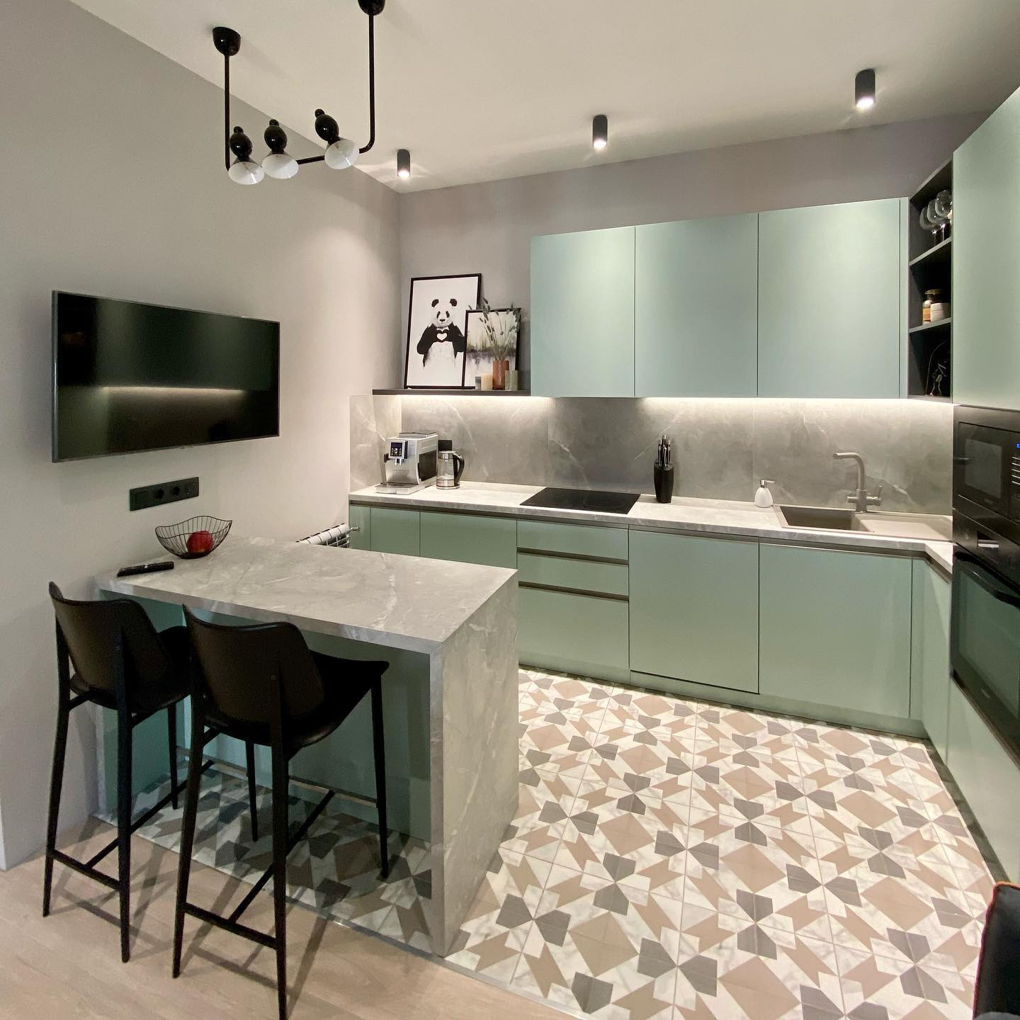 Кухня Лэйксприн на заказ от дизайнера