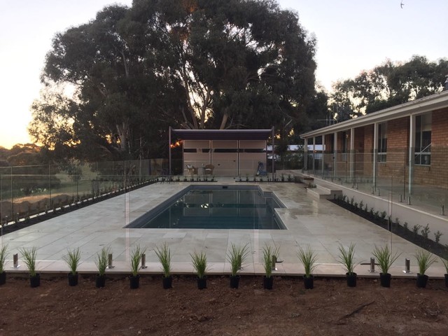 Pool structural landscaping contemporaneo-piscina