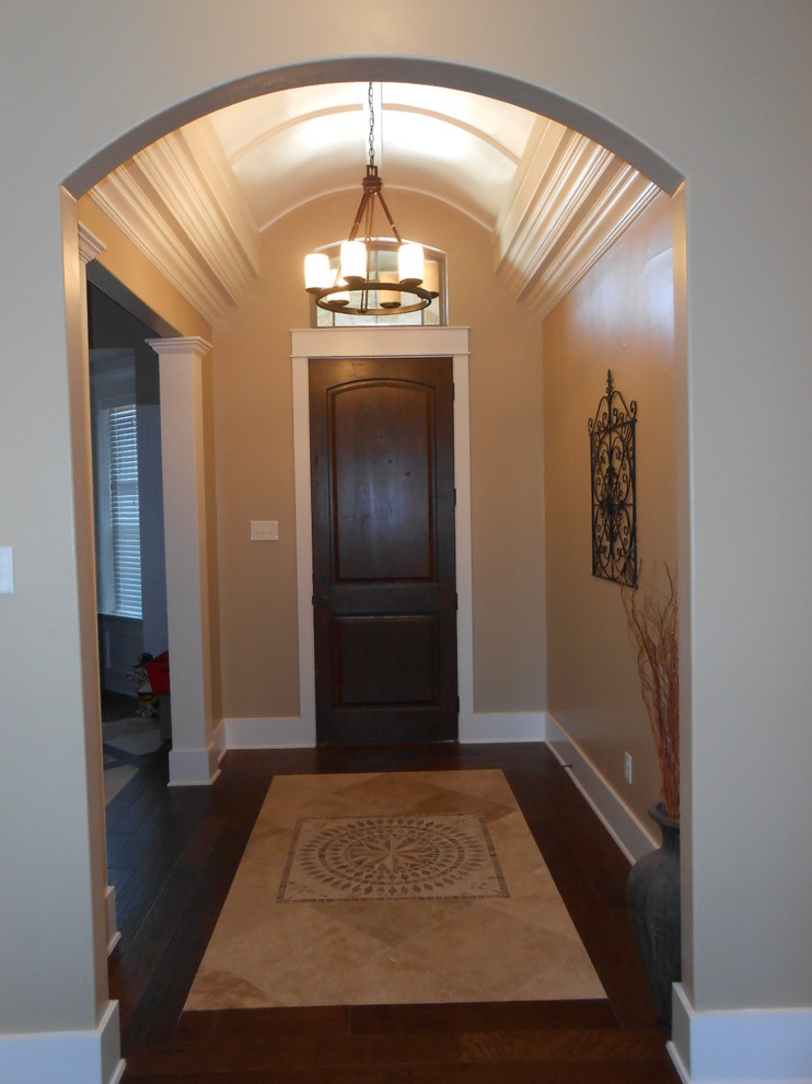 Inspiration for a traditional entryway in Salt Lake City.