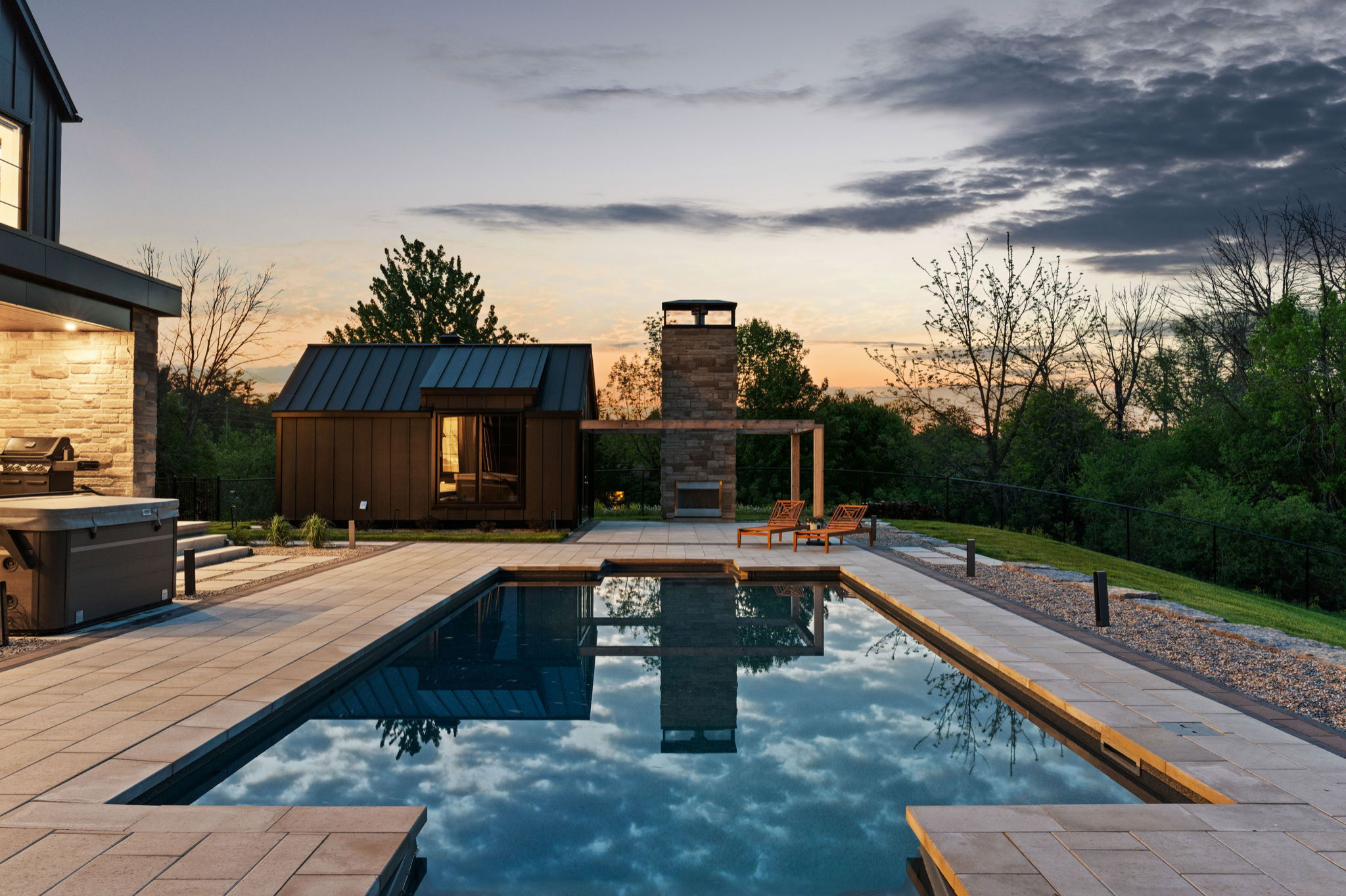 Farmhouse Riverfront