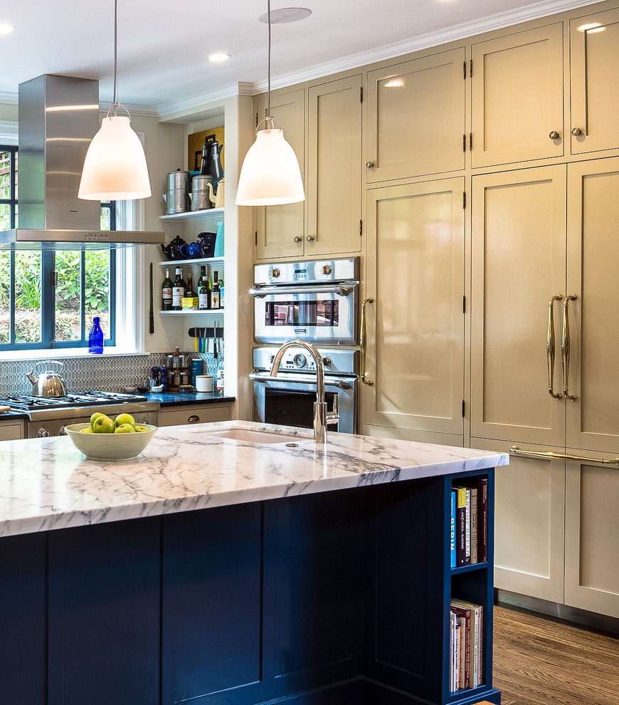 Example of a transitional kitchen design in San Francisco