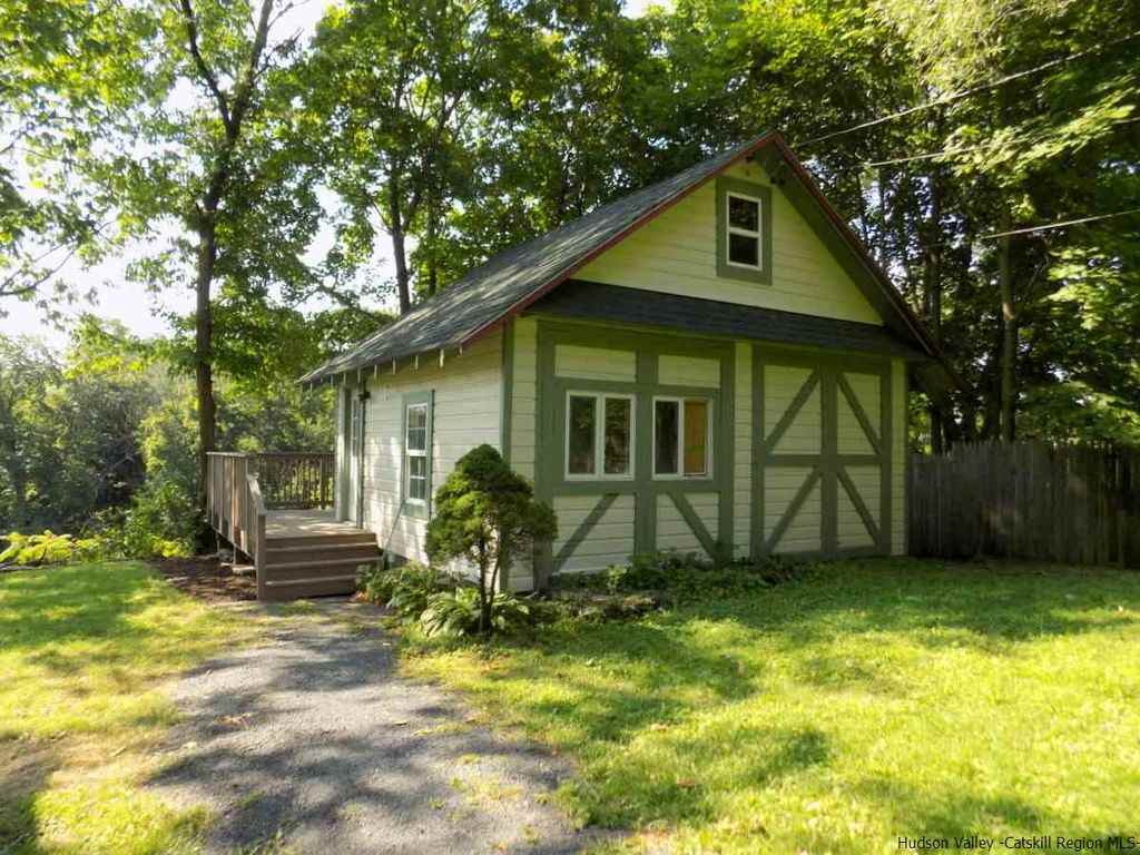 Saugerties Tiny House Partial Staging