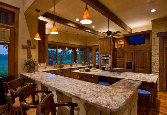 Ranch rustic-kitchen