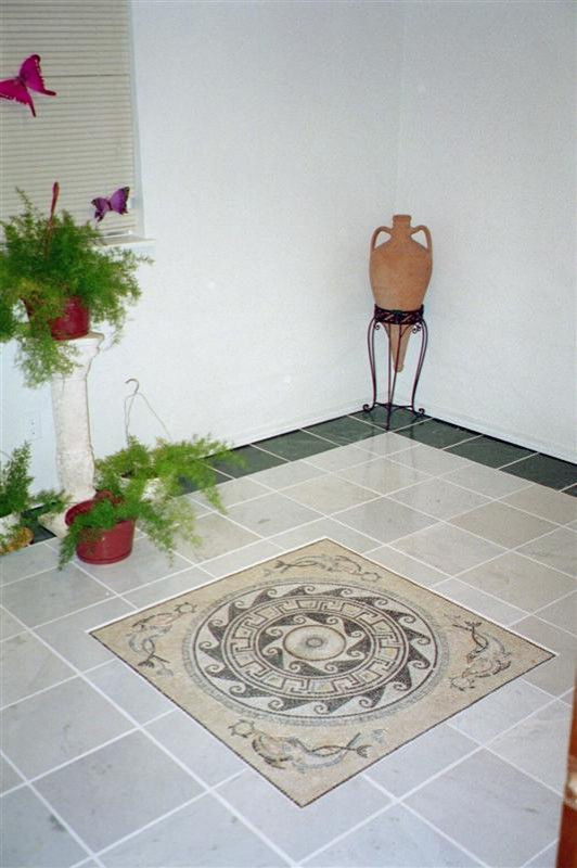 10 Stylish ScreenedIn Porches