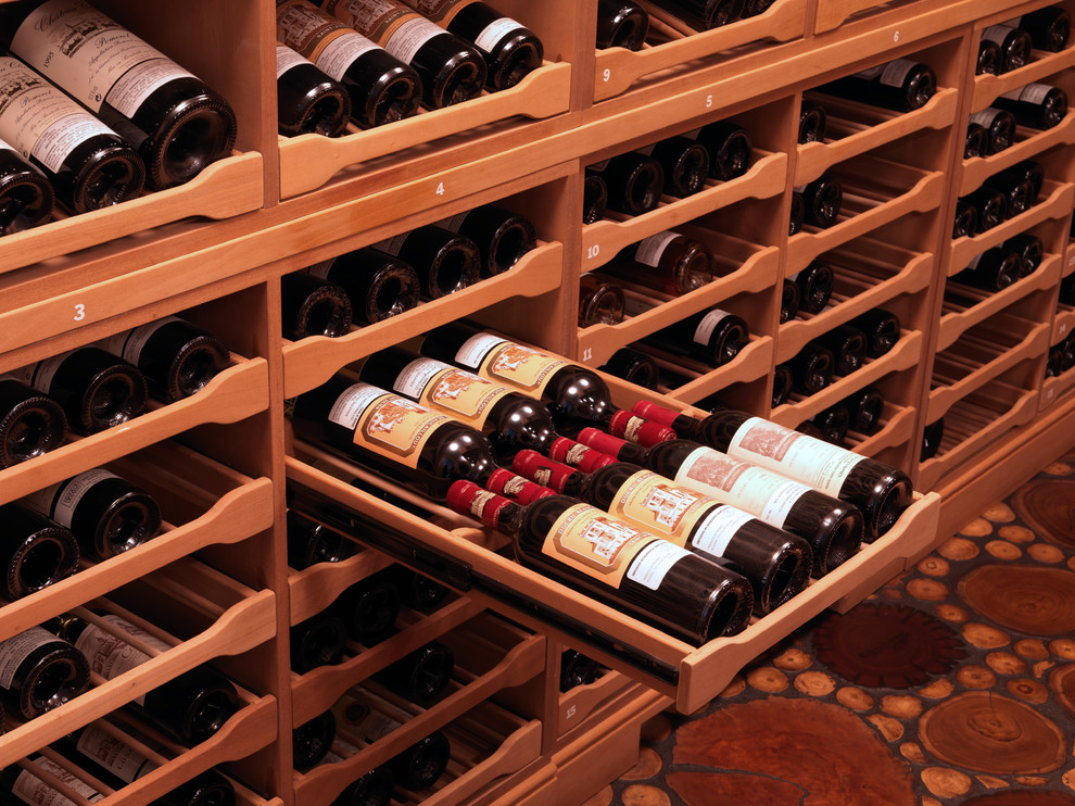 This is an example of a contemporary wine cellar in Chicago.