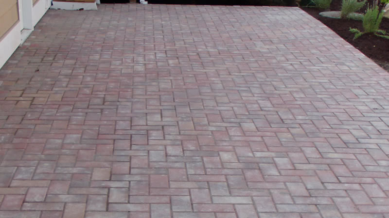 HARDSCAPE PATIOS | PATHWAYS | DRIVEWAYS