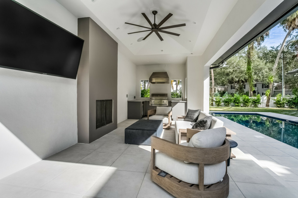 Key West-Style Modern Pool Home