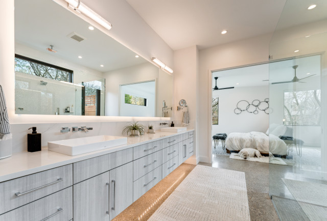 1221 Mohawk contemporary-bathroom