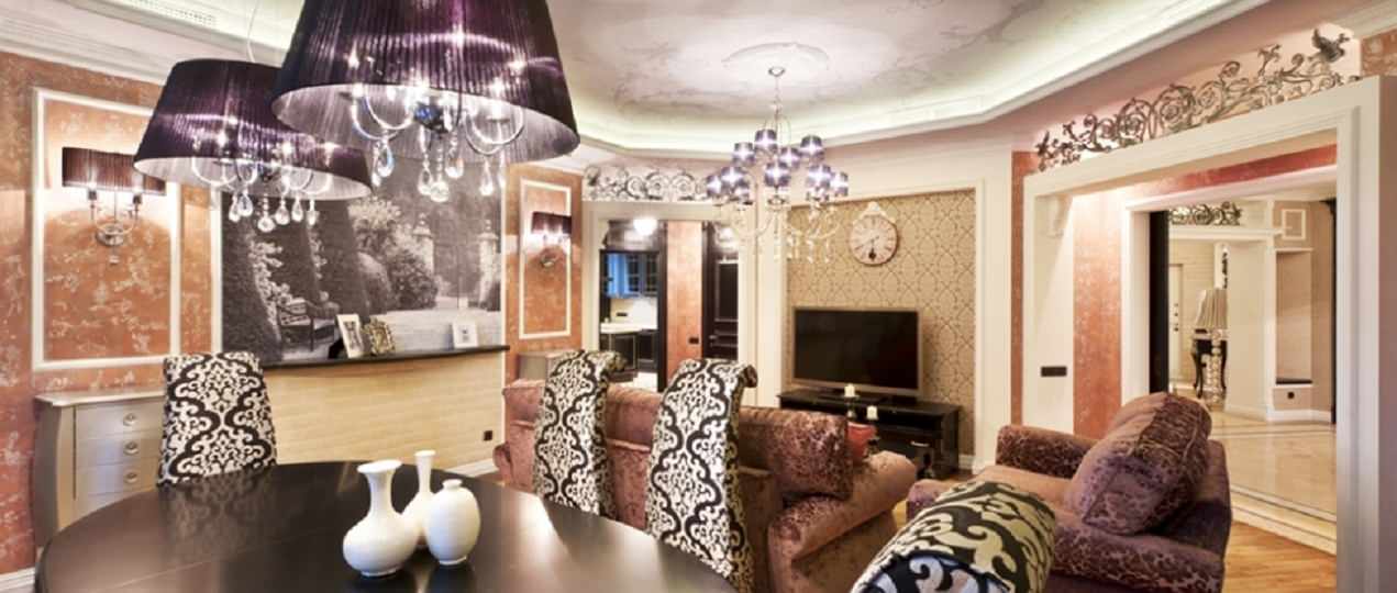 Интерьер в стиле эклектики с элементами французской классики