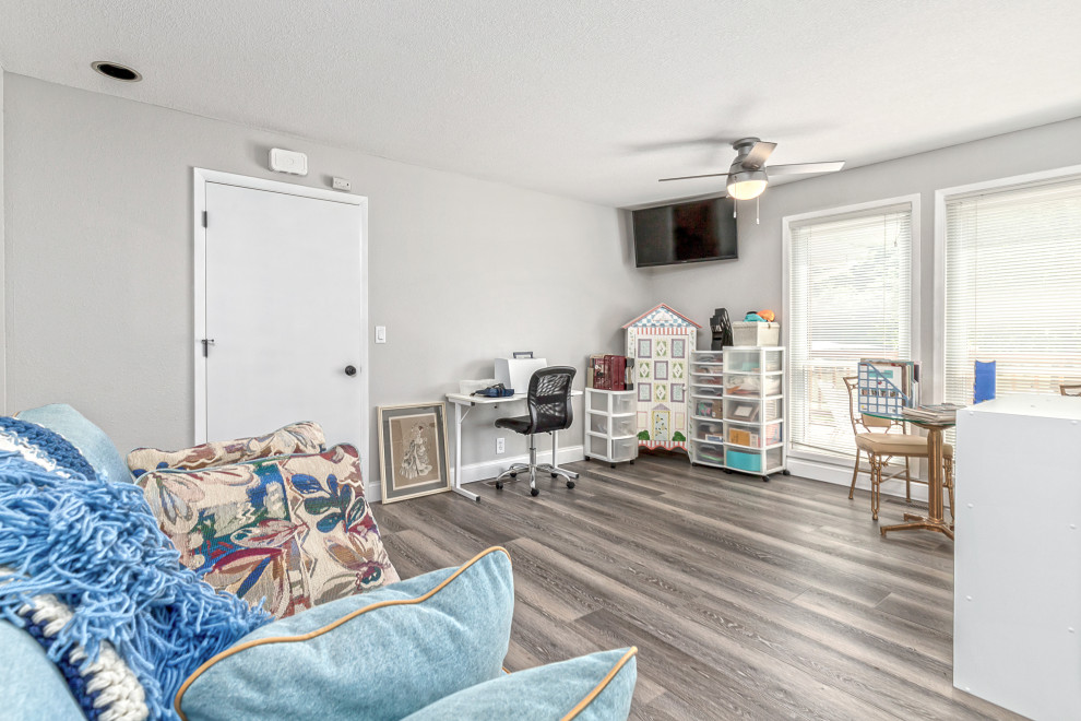 Lake Bathroom & New Flooring update