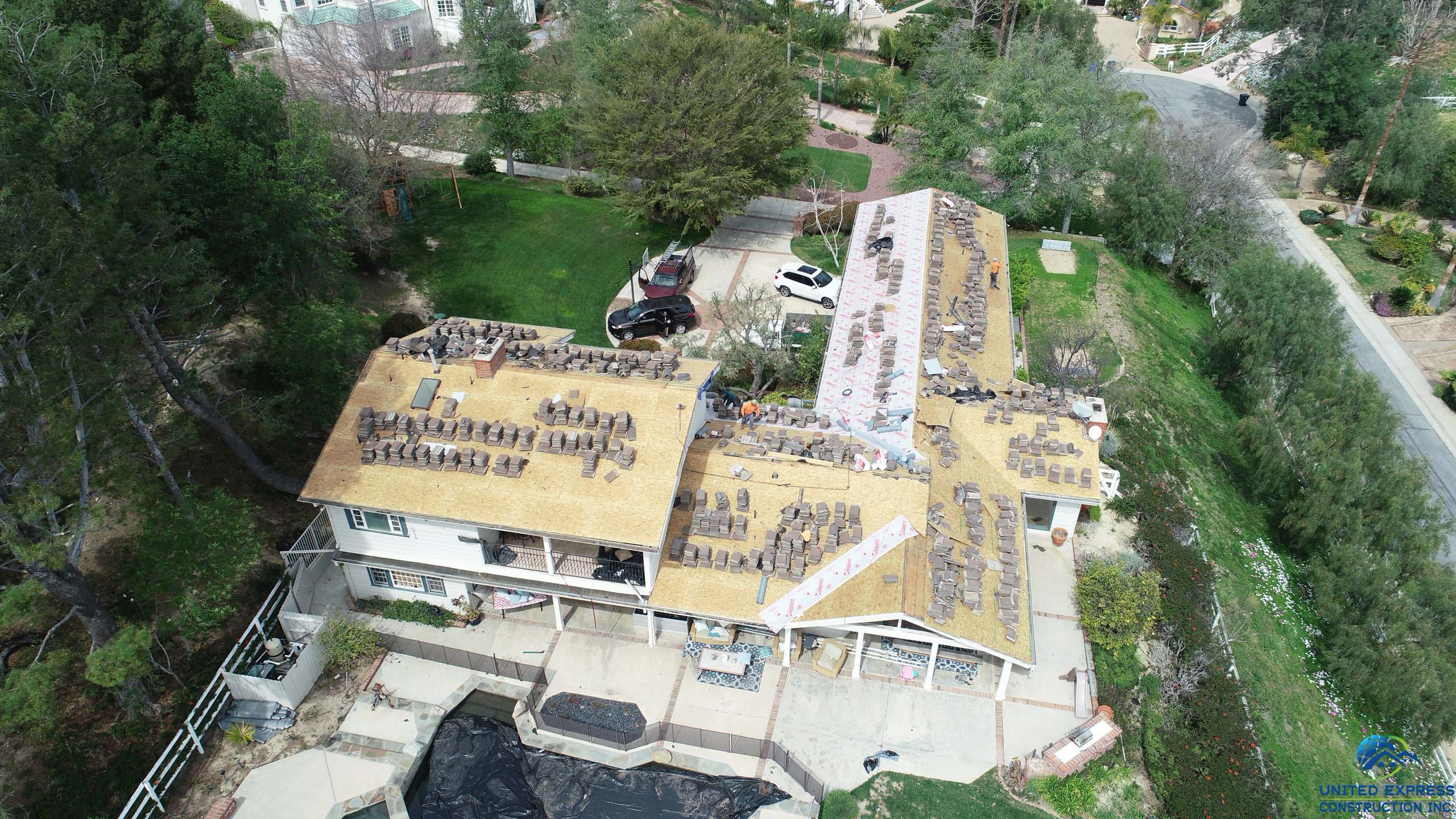 Roofing installation in Bell canyon