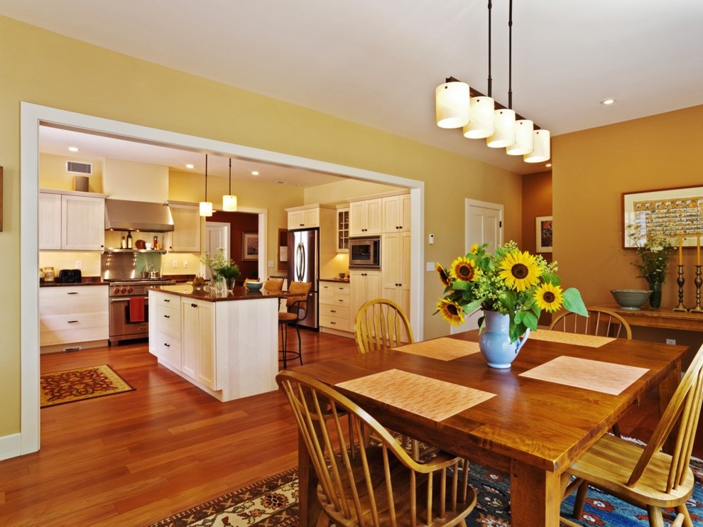 Inspiration for a transitional kitchen remodel in Burlington