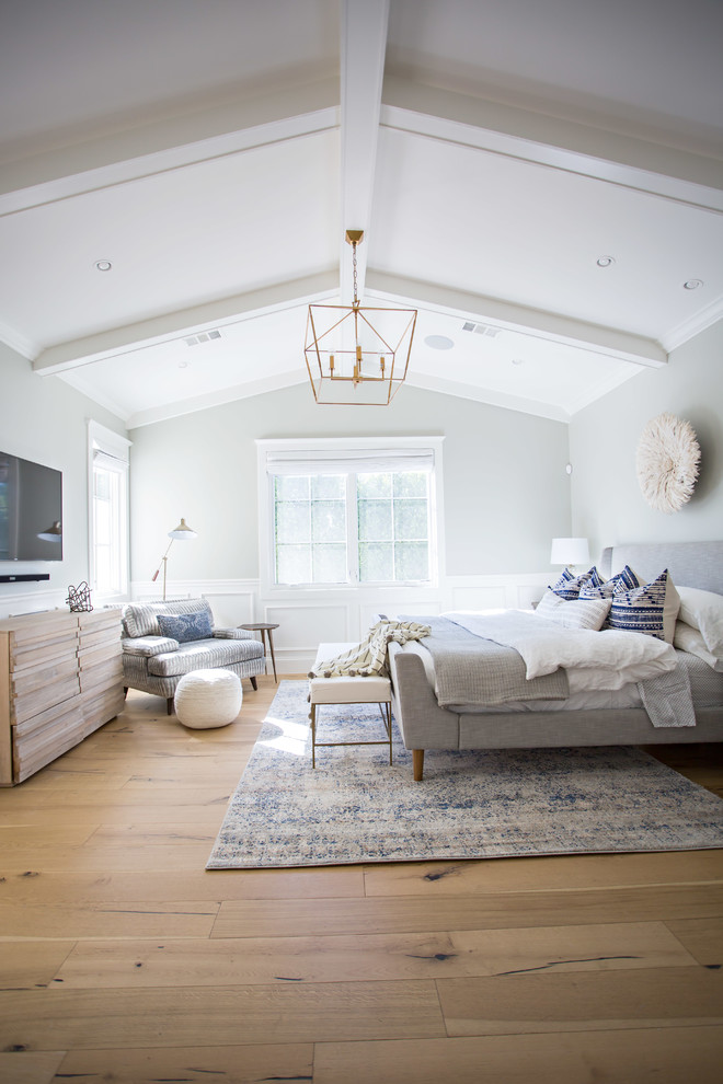 Home design - transitional home design idea in Phoenix