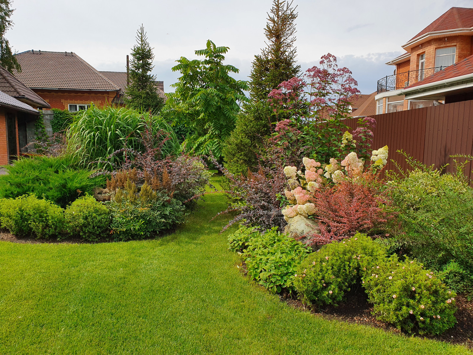 Сад для молодой семьи