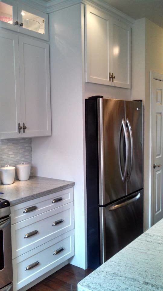 Transitional home design photo in Baltimore